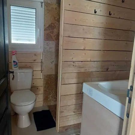 Chalet Coccinelle, 4 Couchages, Acces Et Sauna